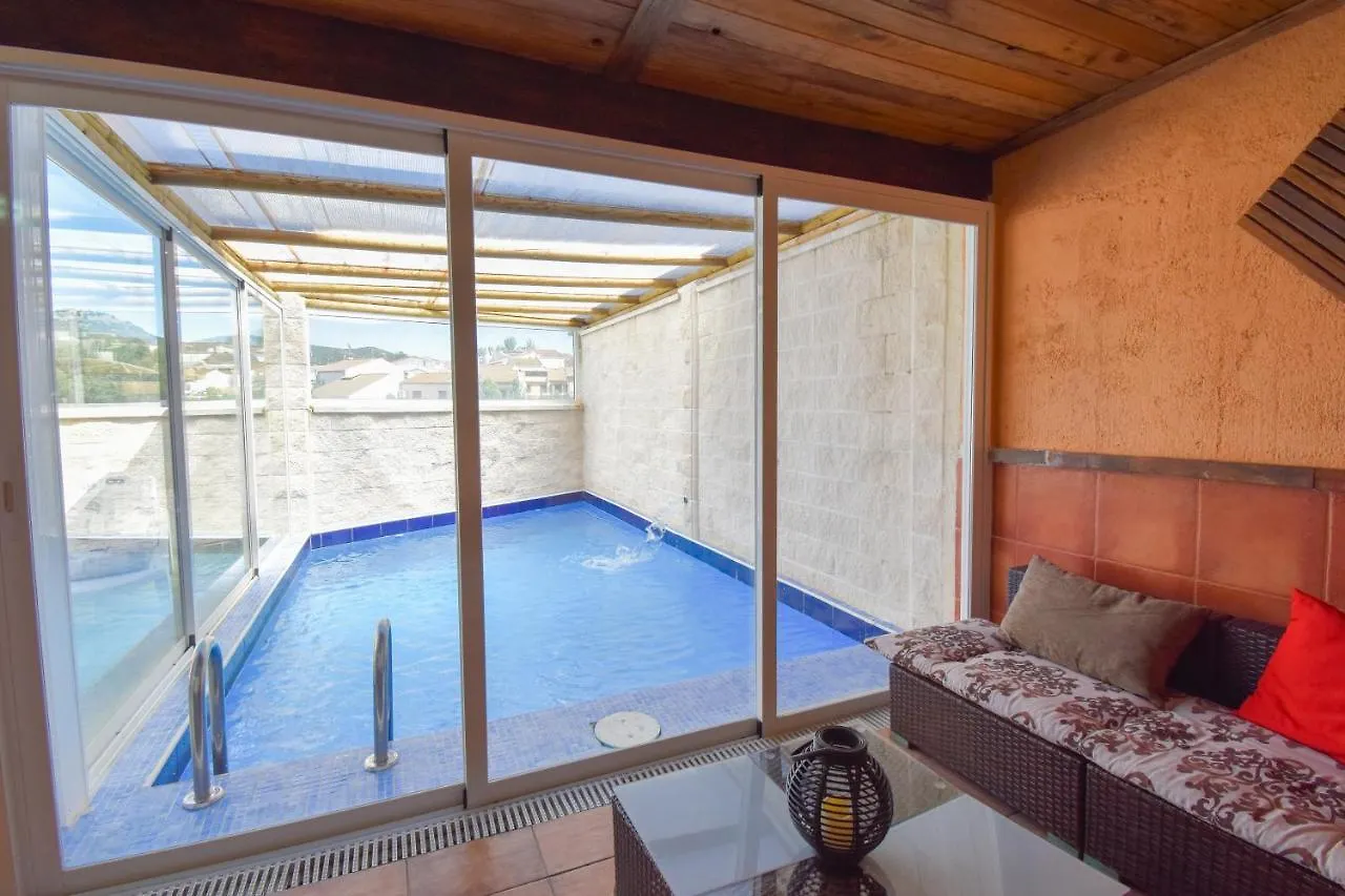 Holiday home Villa Elisabeth Con Piscina Climatizada Chimenea Y Terraza Arriate