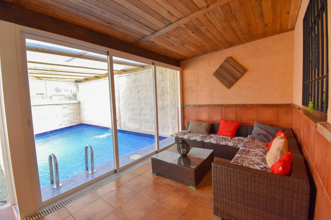 Feriehus Villa Elisabeth Con Piscina Climatizada Chimenea Y Terraza Arriate